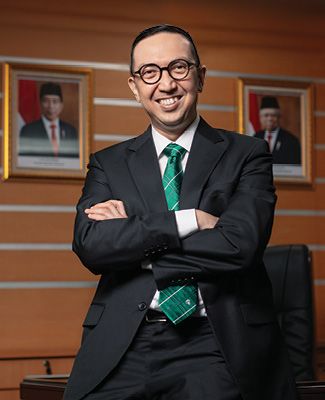  Dr. Iwan Syahril, Ph.D. 